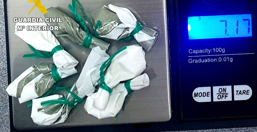 Una detenida y doce denuncias por drogas y portar armas en las fiestas de Camargo