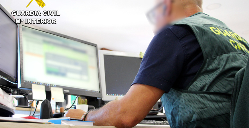 Detenida una mujer de 50 aos por una presunta estafa de 'smishing'