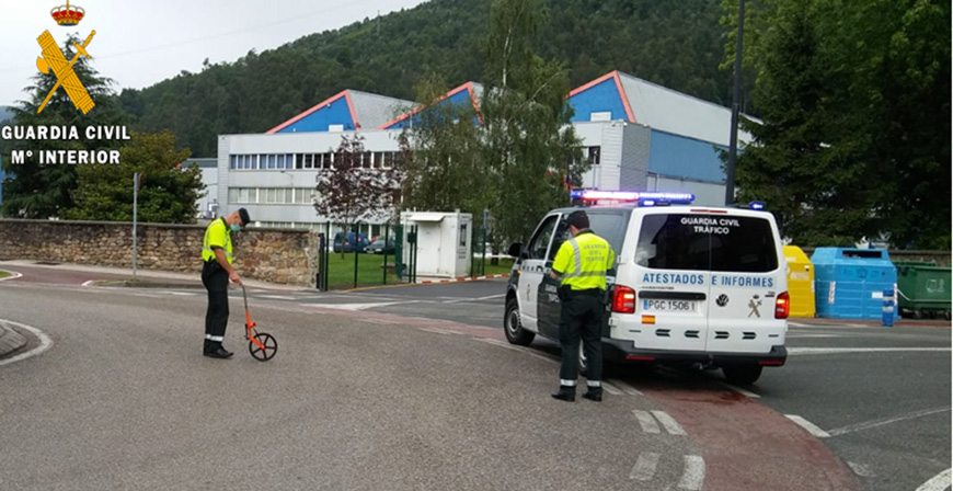 Detenido por atropellar a un motorista y huir