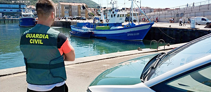 Detenido por una quincena de robos y hurtos en establecimientos y embarcaciones 