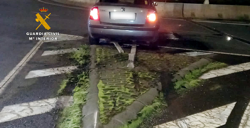 Detenido tras sufrir un accidente de trfico y haber denunciado falsamente el robo del vehculo 