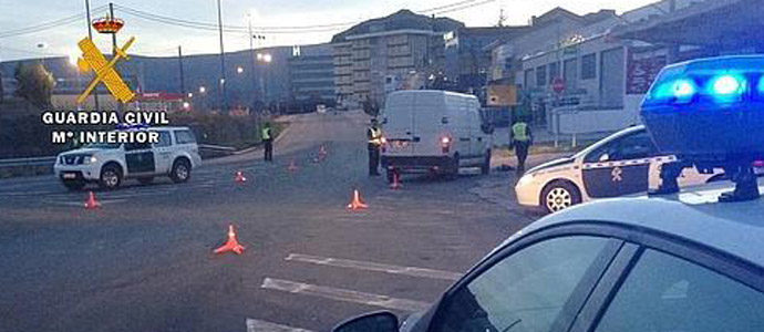 Detenidos mientras intentaban robar en un bar de Reinosa de madrugada