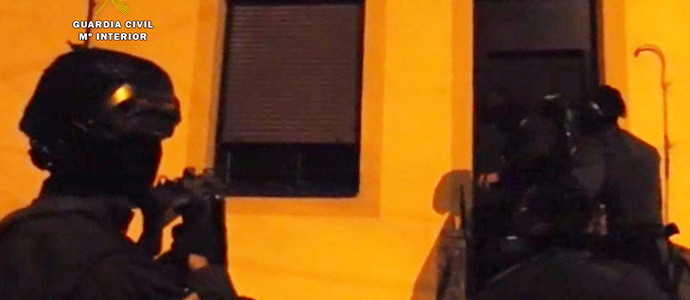 Detenidos los presuntos autores de 34 hurtos a mujeres mayores en la operacin 'Goteras'