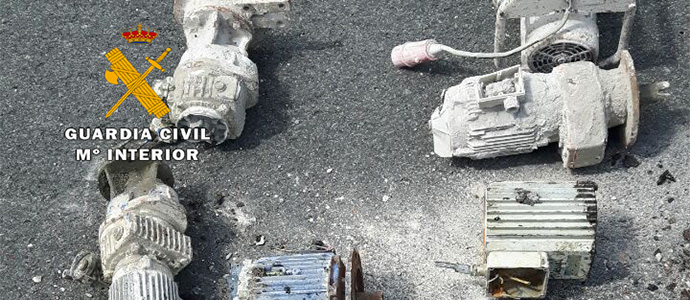 Detenidos tres hombres cuando intentaban sustraer motores de una cantera de Entrambasaguas