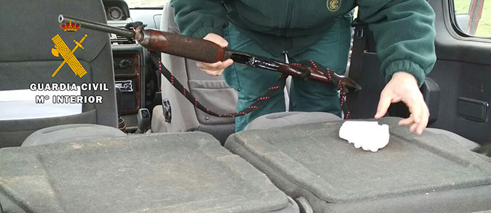 Detienen a un hombre por tenencia ilcita de armas