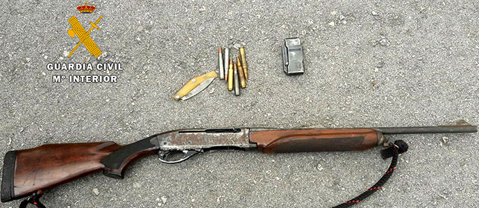 Detienen a un hombre por tenencia ilcita de armas