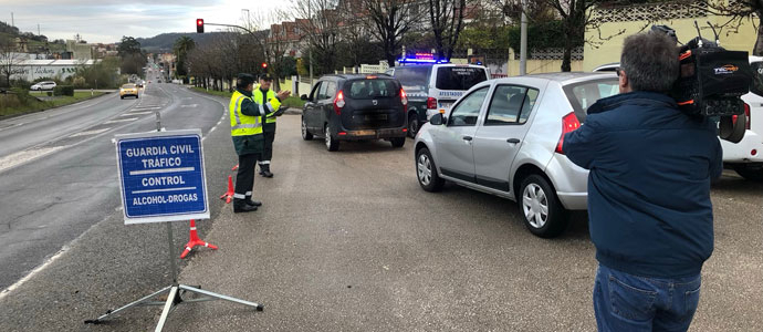 La DGT intensificar los controles con 2.500 pruebas diarias de alcohol y drogas a conductores en Cantabria