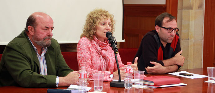 Daz Tezanos y Corral presentan sus candidaturas en Reinosa
