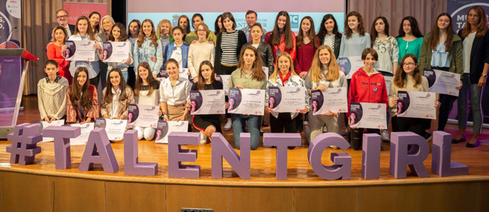 Daz Tezanos subraya la necesidad de que aflore el talento femenino en el mbito de las ciencias y la tecnologa