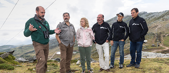 Daz Tezanos visita Alto Campoo para comprobar la mayor regeneracin ambiental de su historia