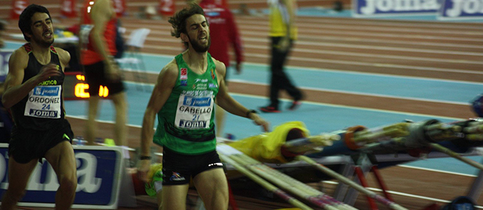 Diego Cabello brilla en el estreno de la nueva pista cubierta de Madrid