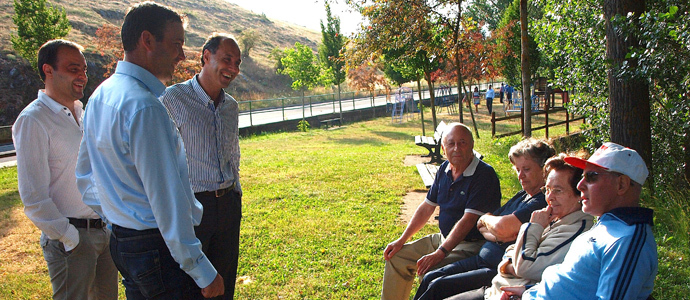 Mataporquera estren su pista de pdel