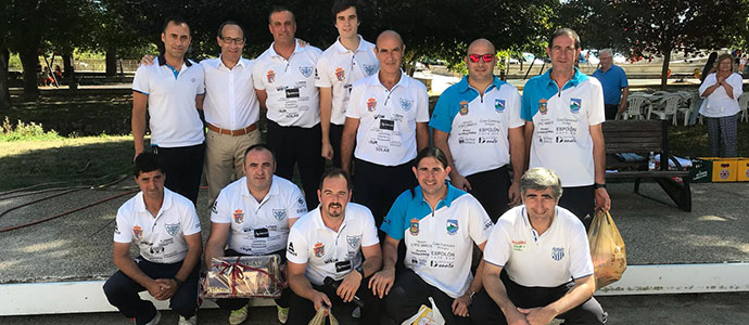 Diego Morales se impone en el comarcal de bolos