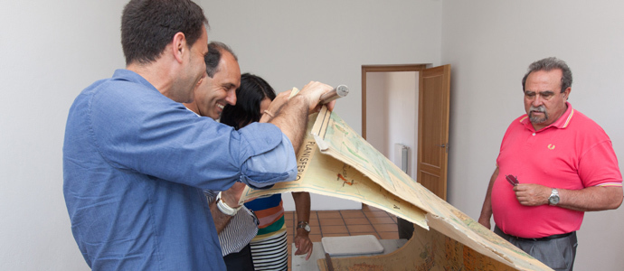 Diego visita las actuaciones del Gobierno en Las Rozas de Valdearroyo