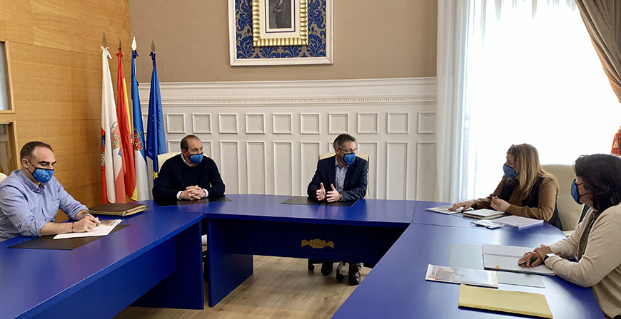 Diputados y senadores nacionales del PP visitaron Campoo de Enmedio