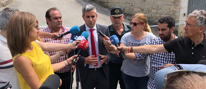 El dispositivo de bsqueda del hombre que ayer se atrincher en Turieno se mantendr toda la noche
