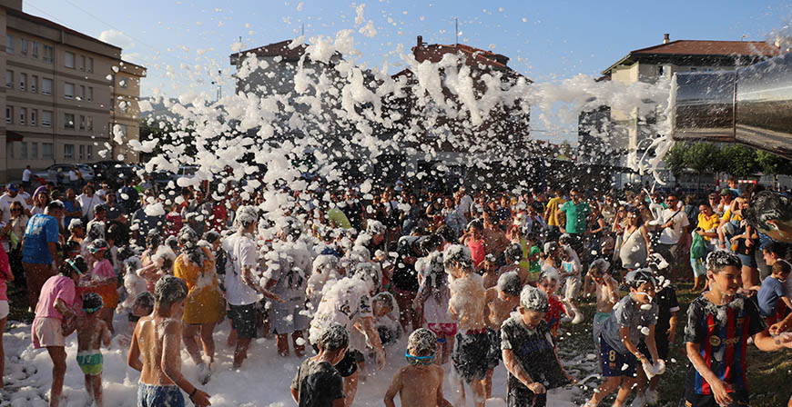 Diversin para los mas pequeos en el primer da de las fiestas de Matamorosa