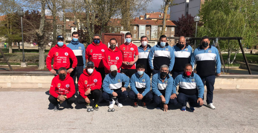 Doble derrota para el Club de Petanca Reinosa en su inicio liguero