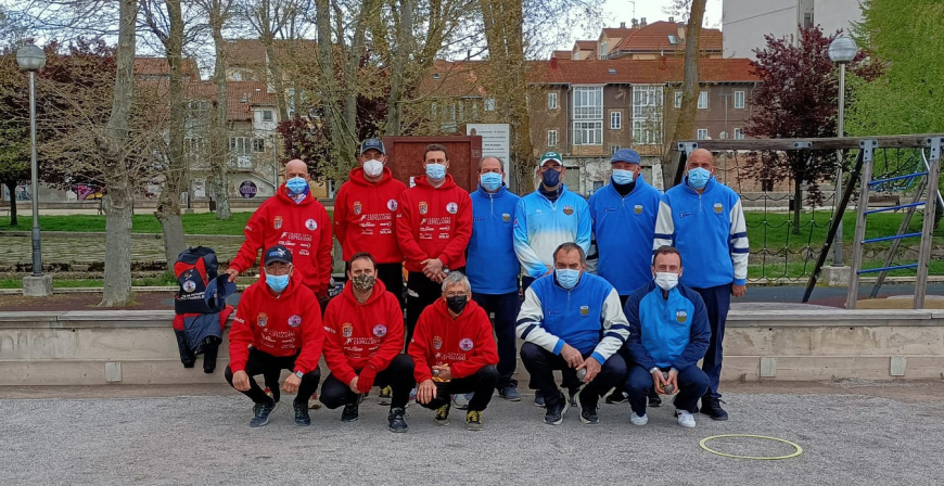 Doble derrota para el Club de Petanca Reinosa en su inicio liguero