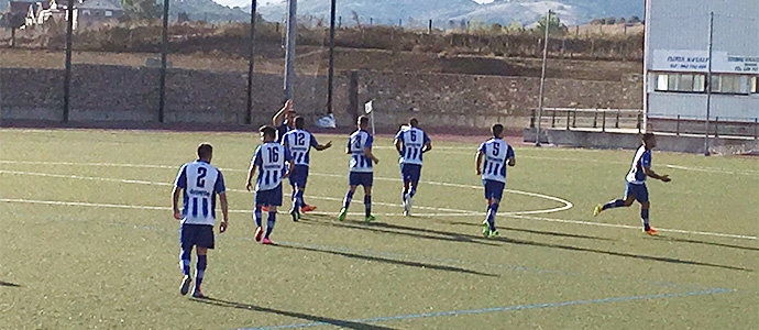 Un doblete de Josemi da la victoria al Naval en Polanco