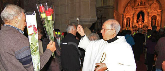 Domingo de rosas en Montesclaros