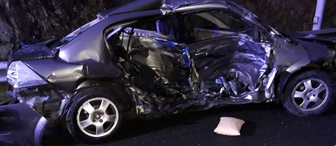 Dos personas resultan heridas en un accidente de trfico en la A-8 a la altura de Liendo