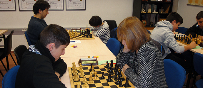 Duelo campurriano en la primera jornada de la Liga Regional de Ajedrez