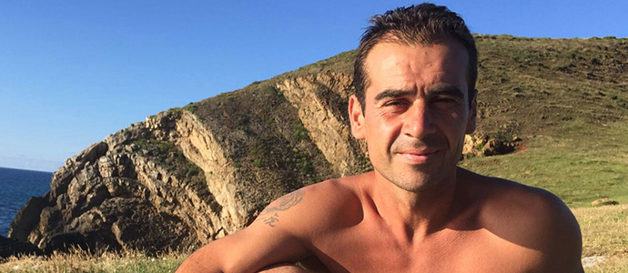 Efectivos de emergencias buscan a un hombre desaparecido en la costa de Suances