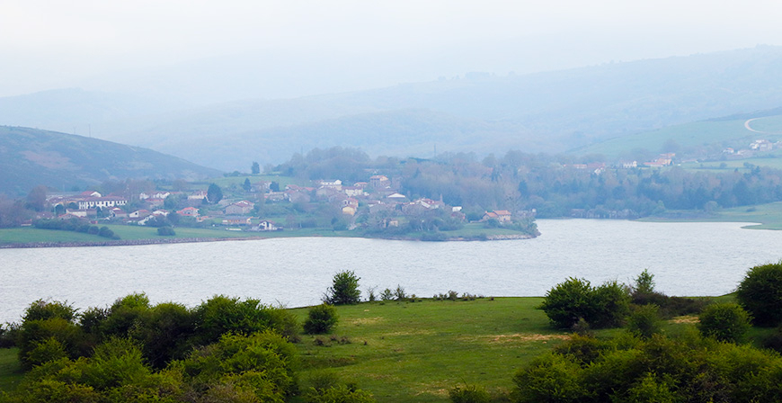 El Embalse del Ebro supera el 77 por ciento de su capacidad