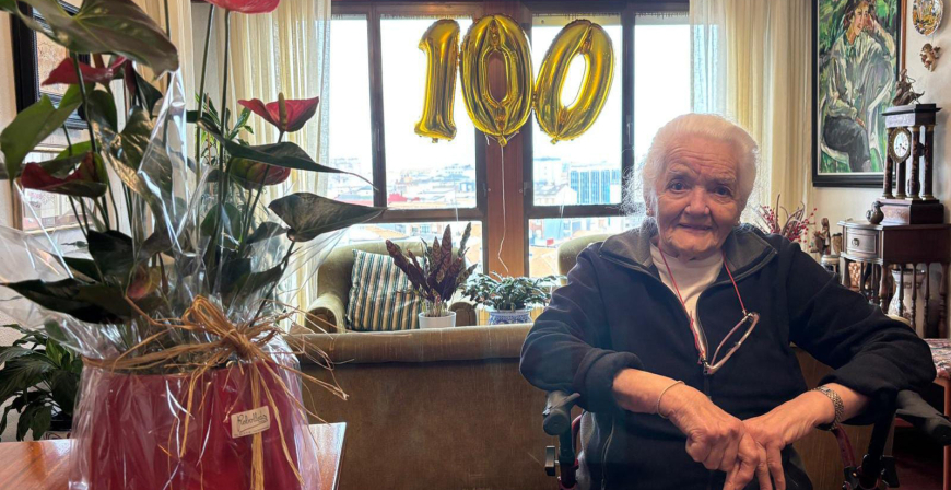Encarna Ruiz Revuelta, maestra y orgullo pasiego, celebra un emotivo centenario