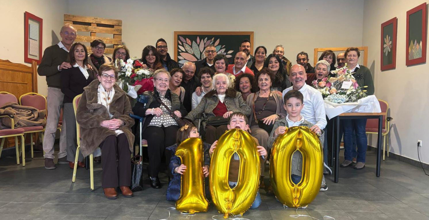 Encarna Ruiz Revuelta, maestra y orgullo pasiego, celebra su emotivo centenario