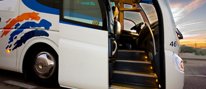 Enmedio adjudica su servicio de transporte pblico a Autobuses Donato