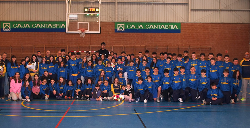 Enmedio despide la temporada con una multitudinaria fiesta del baloncesto