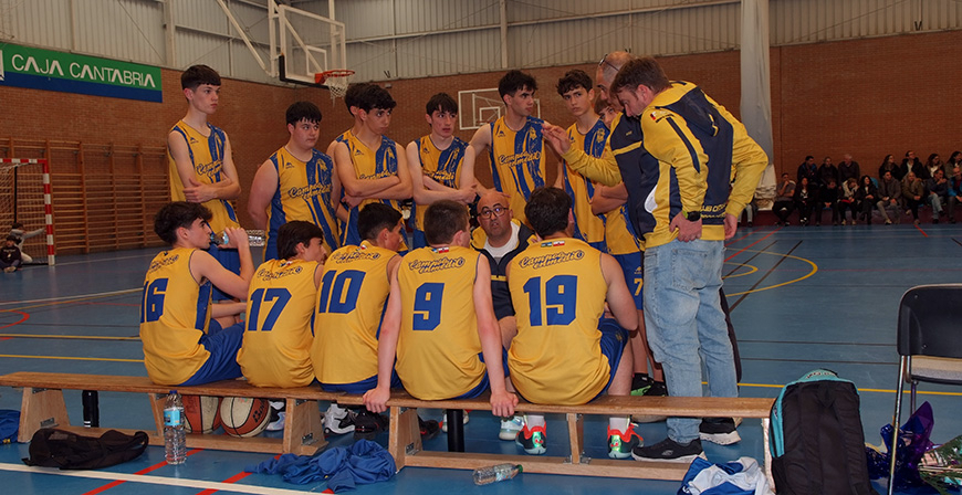Enmedio despide la temporada con una multitudinaria fiesta del baloncesto