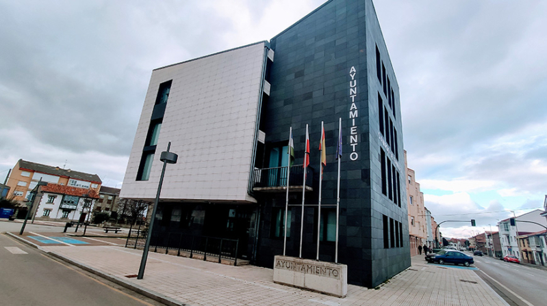Enmedio destinar ms de 40.000 euros de fiestas y actos ldicos para ayudas a pymes y autnomos