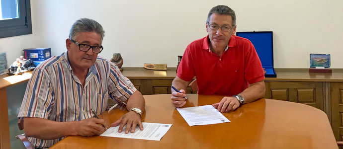 Enmedio firma el contrato de obra de la senda peatonal ente Matamorosa y Bolmir
