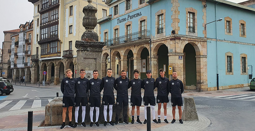 El Eolo-Kometa repone fuerzas en Reinosa
