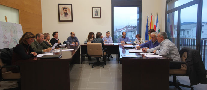 El Equipo de Gobierno aprueba un presupuesto de 2.483.800 euros para Campoo de Enmedio