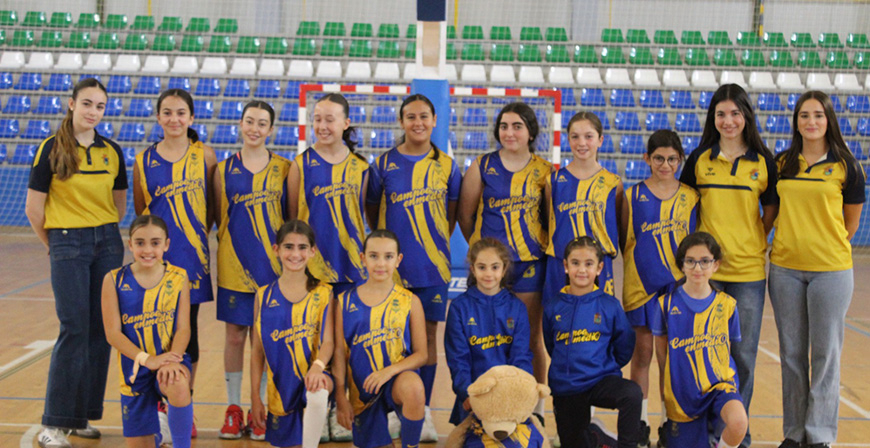 Los equipos de baloncesto de Enmedio llegan al primer parn de la temporada liderando varias categoras