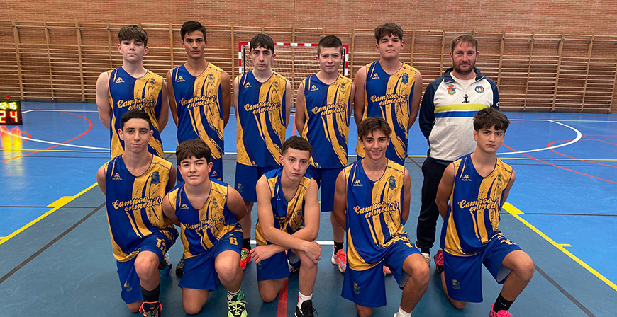Los equipos de baloncesto de Enmedio llegan al primer parn de la temporada liderando varias categoras