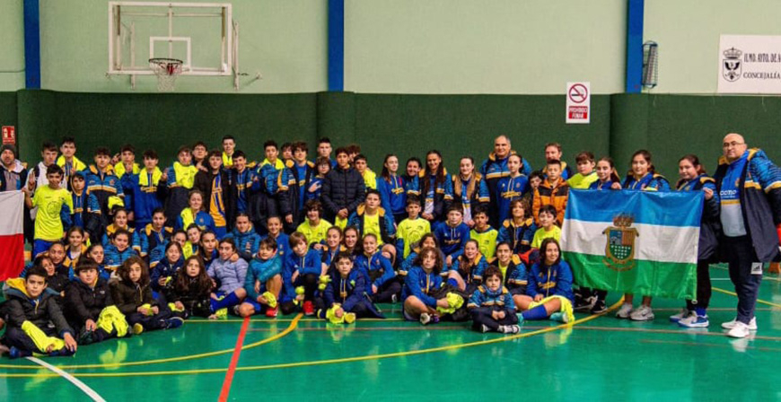 Los equipos de baloncesto de Enmedio mejoran su juego y resultados