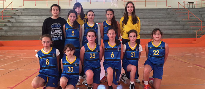 Los equipos infantiles de baloncesto de Campoo de Enmedio se batieron a domicilio