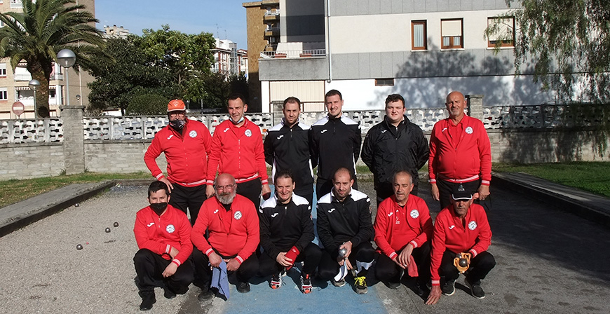 Los equipos de Petanca de Reinosa ganan en casa y pierden fuera