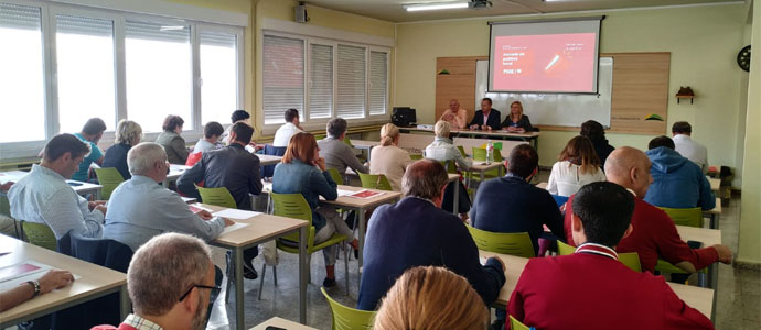 La escuela de poltica local del PSOE rene en Reinosa a medio centenar de participantes