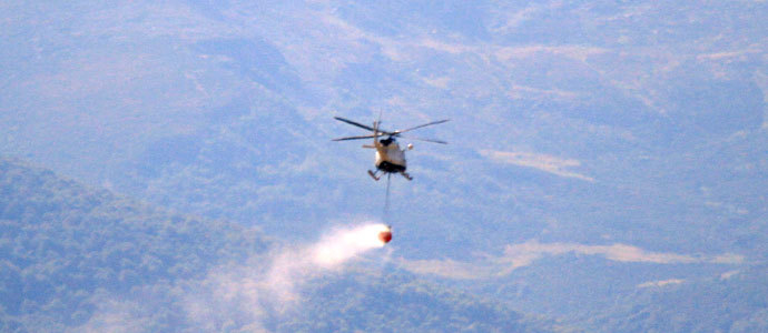 Espaa autoriza la contratacin 19 helicpteros para luchar contra los incendios forestales