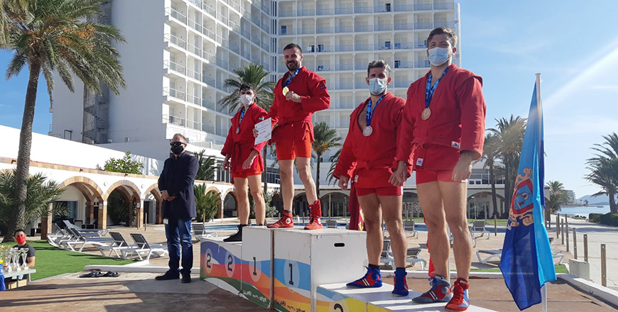 Los 'espartanos' consiguen dos oros y una plata para Cantabria en el nacional de Combat Sambo