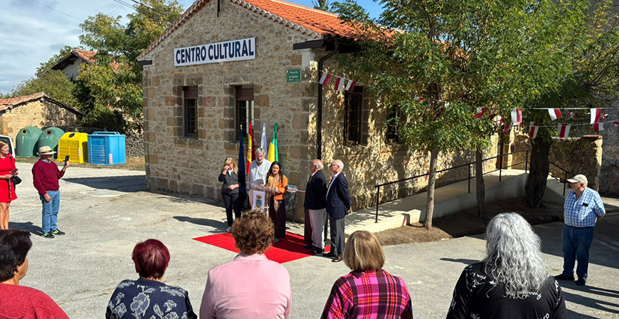 Espinosa de Bricia estrena nuevo centro comunitario, tras una inversi�n de 44.000 euros