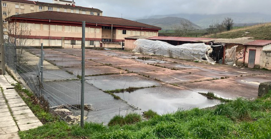 Estado de deterioro de las instalaciones del Colegio Jos Caldern