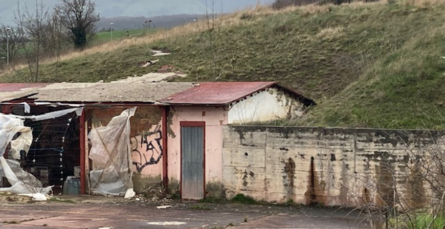 Estado de deterioro de las instalaciones del Colegio Jos Caldern