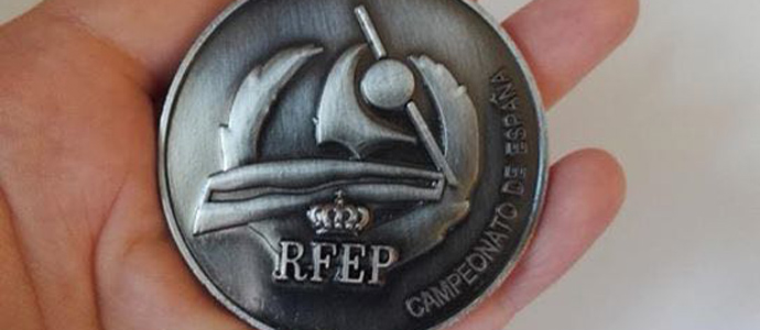 Las Estelas Rosas se cuelgan la plata en el Nacional de Dragon Boat